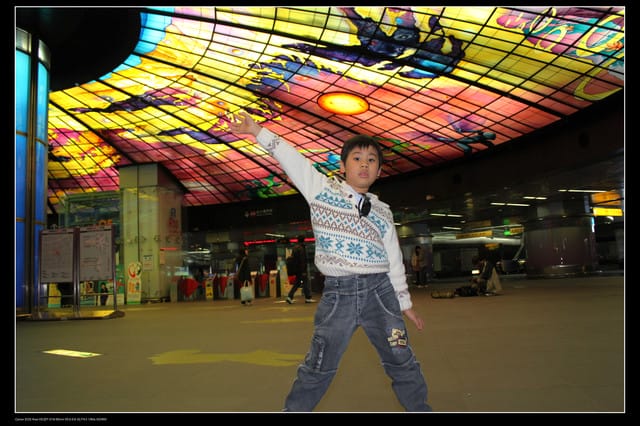 《遊記—高雄》高鐵高捷一日遊Part4~美麗島站光之穹頂 - 第4張圖 《遊記—高雄》高鐵高捷一日遊Part4~美麗島站光之穹頂