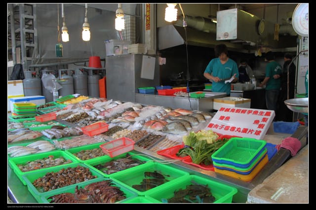 《遊記—高雄》高鐵高捷一日遊Part5～西子灣站鼓山渡輪＆旗津鴨角活海產