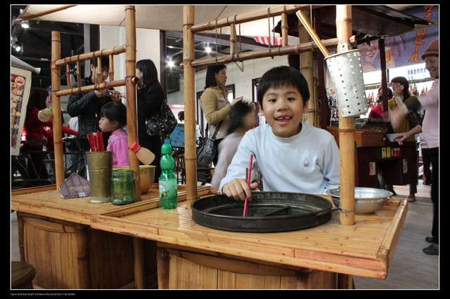 《遊記—高雄》高鐵高捷一日遊Part6~鹽埕站勞工博物館&駁二藝術特區 - 第11張圖 《遊記—高雄》高鐵高捷一日遊Part6~鹽埕站勞工博物館&駁二藝術特區