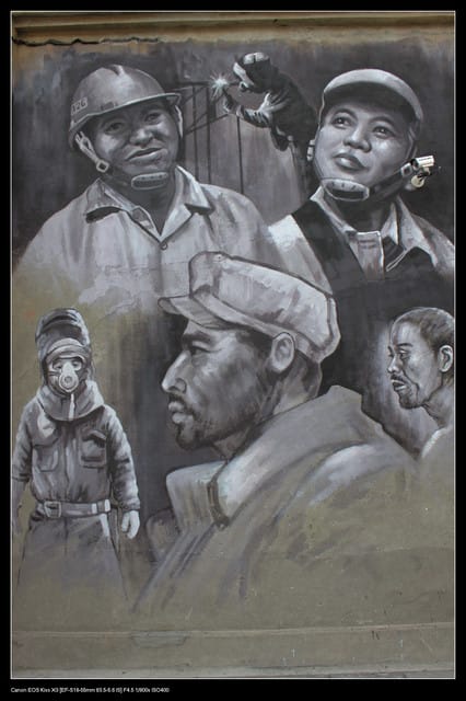 《遊記—高雄》高鐵高捷一日遊Part6~鹽埕站勞工博物館&駁二藝術特區 - 第5張圖 《遊記—高雄》高鐵高捷一日遊Part6~鹽埕站勞工博物館&駁二藝術特區