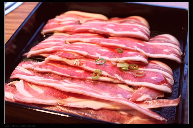 《食記—竹北》二訪桃太郎炭火燒肉吃到飽～再遠也值得