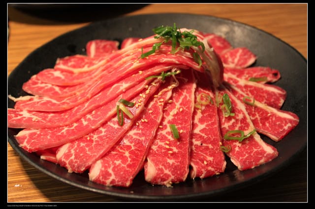 《食記—竹北》二訪桃太郎炭火燒肉吃到飽～再遠也值得