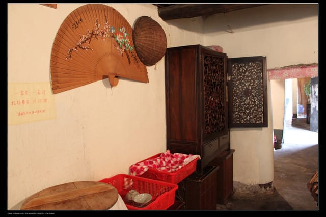 《食記—龍潭》老頭擺客家菜～剛剛吃的土雞在屋頂上？！