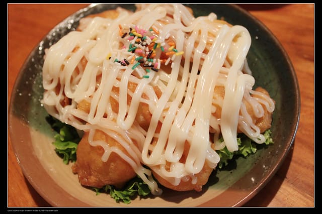 《食記—龍潭》老頭擺客家菜～剛剛吃的土雞在屋頂上？！