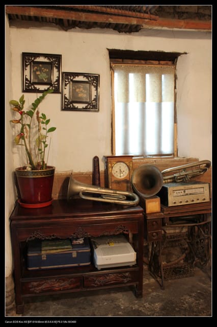 《食記—龍潭》老頭擺客家菜～剛剛吃的土雞在屋頂上？！