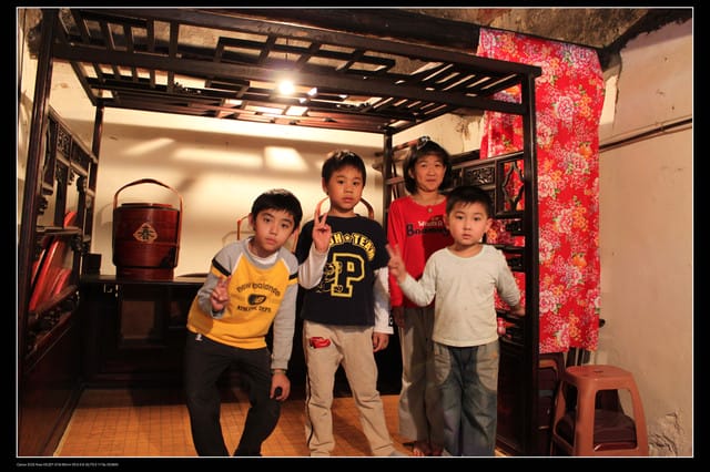 《食記—龍潭》老頭擺客家菜～剛剛吃的土雞在屋頂上？！