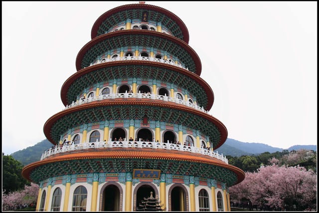 《遊記—新北淡水》2011天元宮賞櫻～霧裡看花？！