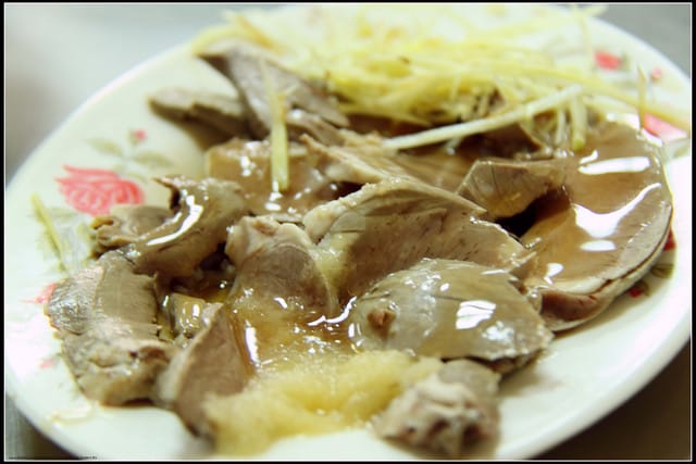 《遊記—嘉義》阿里山二日遊～劉里長雞肉飯