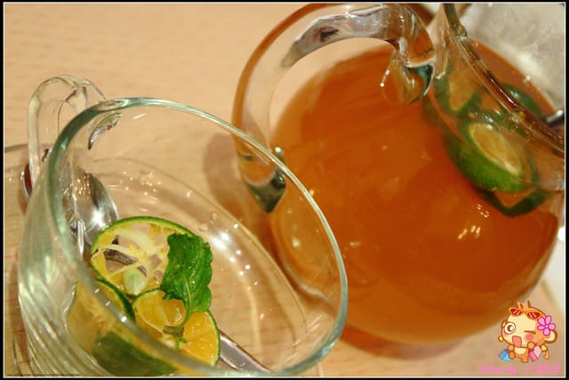 《食記—台北》跳舞香水～戴上威尼斯華麗面具，炫麗神秘的歐風下午茶