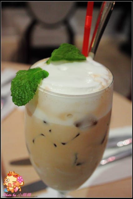 《食記—台北》跳舞香水～戴上威尼斯華麗面具，炫麗神秘的歐風下午茶