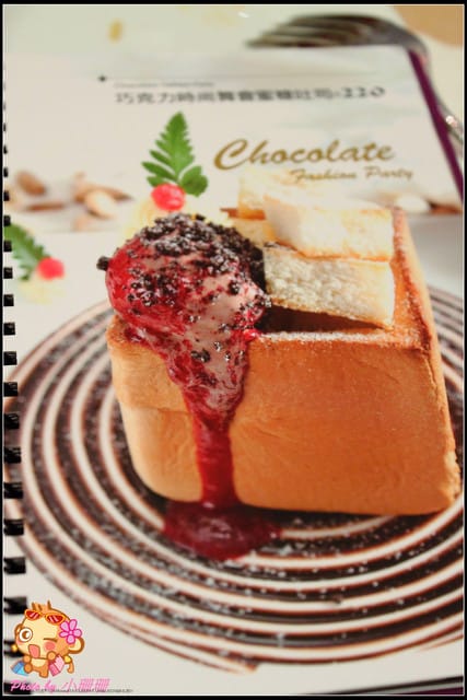 《食記—台北》跳舞香水～戴上威尼斯華麗面具，炫麗神秘的歐風下午茶