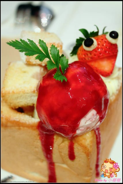 《食記—台北》跳舞香水～戴上威尼斯華麗面具，炫麗神秘的歐風下午茶