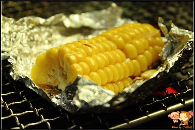 《食記—新北永和》神牛～本格派‧炭火日式燒肉吃到飽(已歇業)