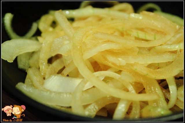 《食記—新北永和》神牛～本格派‧炭火日式燒肉吃到飽(已歇業)