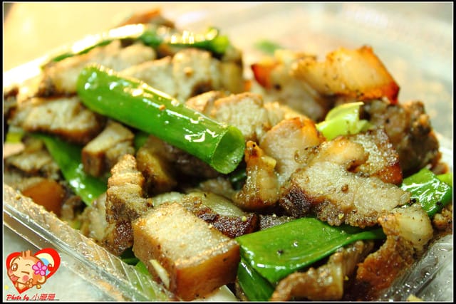 《食記—基隆》就愛基隆夜市小吃啦！