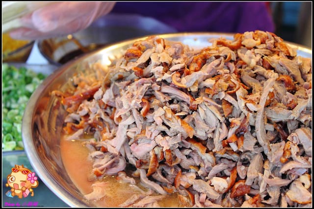 《食記—新北泰山》輔大花園夜市～嚇！！超鬼扯的人潮！！