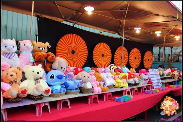 《食記—新北泰山》輔大花園夜市～嚇！！超鬼扯的人潮！！