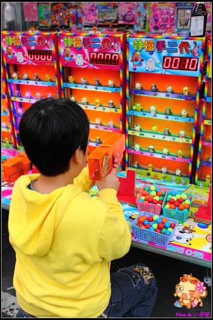 《食記—新北泰山》輔大花園夜市～嚇！！超鬼扯的人潮！！