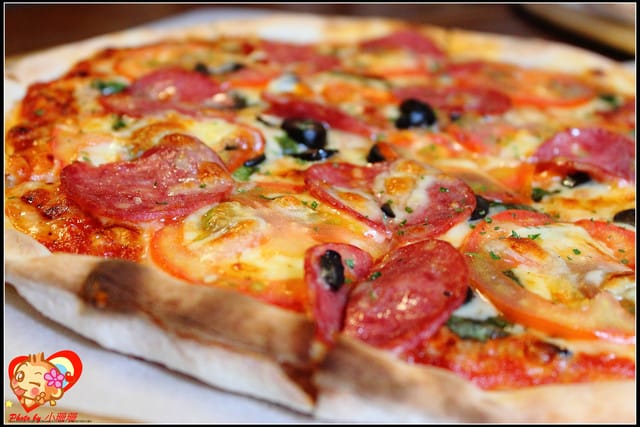 《食記—彰化》密魯柴燒披薩～純手工窯烤的吶！