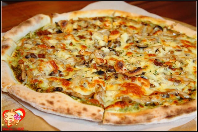 《食記—彰化》密魯柴燒披薩～純手工窯烤的吶！