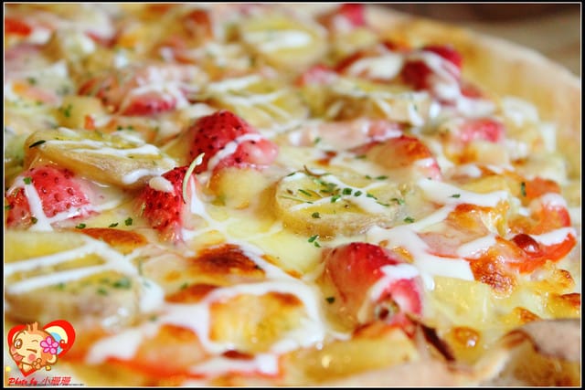《食記—彰化》密魯柴燒披薩～純手工窯烤的吶！