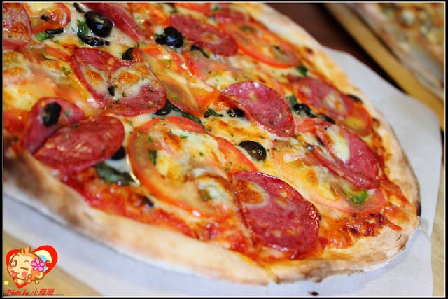 《食記—彰化》密魯柴燒披薩～純手工窯烤的吶！