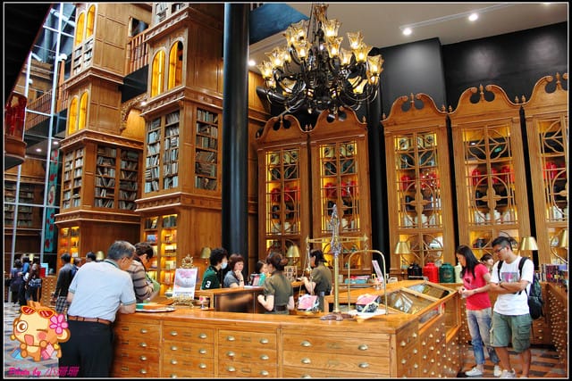 《遊記—台中》宮原眼科～來去眼科掛號喝珍奶？！