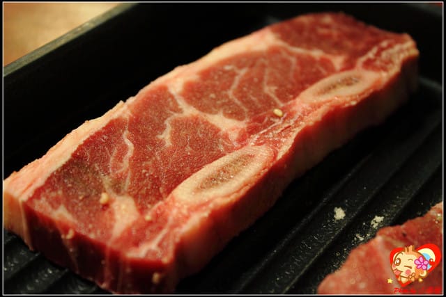 《食記—新北板橋》燒肉天國吃到飽～恨不得用三個胃來裝XD