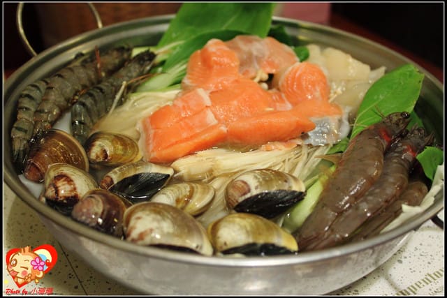 《食記—新北板橋》燒肉天國吃到飽～恨不得用三個胃來裝XD