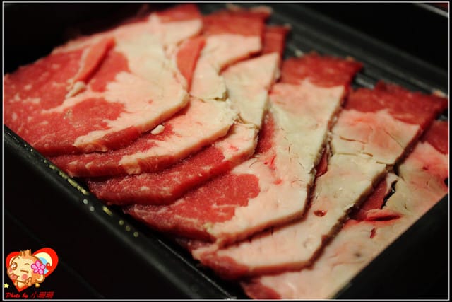 《食記—新北板橋》燒肉天國吃到飽～恨不得用三個胃來裝XD