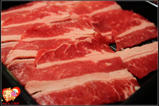 《食記—新北板橋》燒肉天國吃到飽～恨不得用三個胃來裝XD