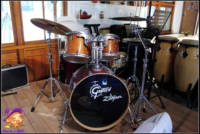 《食記—台北》小山堂餐廳（松山文創園區）～隱藏都市中的綠意盎然！