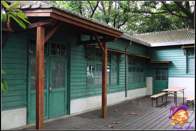 《食記—台北》小山堂餐廳（松山文創園區）～隱藏都市中的綠意盎然！