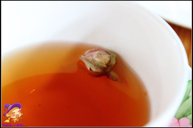 《食記—台北》小山堂餐廳（松山文創園區）～隱藏都市中的綠意盎然！