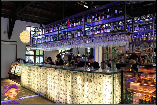 《食記—台北》小山堂餐廳（松山文創園區）～隱藏都市中的綠意盎然！