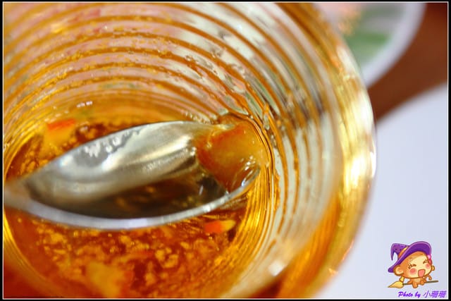 《食記—台北》小山堂餐廳（松山文創園區）～隱藏都市中的綠意盎然！