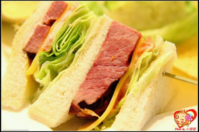 《廣宣—台北萬華》Oyami café～不小心踏入了白色夢幻森林！