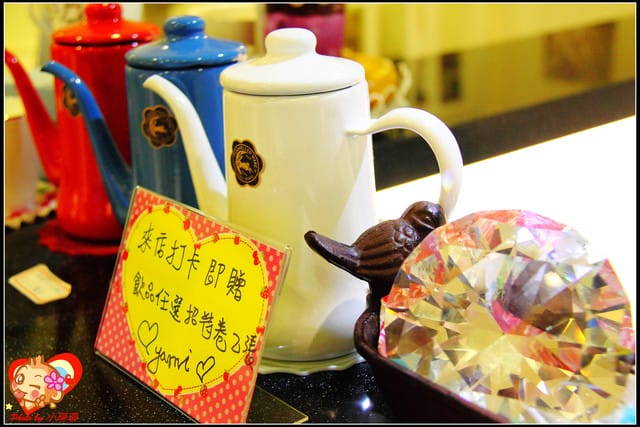 《廣宣—台北萬華》Oyami café～不小心踏入了白色夢幻森林！