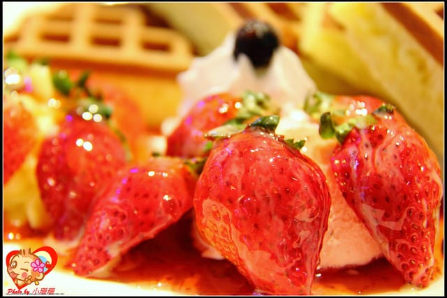 《廣宣—台北萬華》Oyami café～不小心踏入了白色夢幻森林！