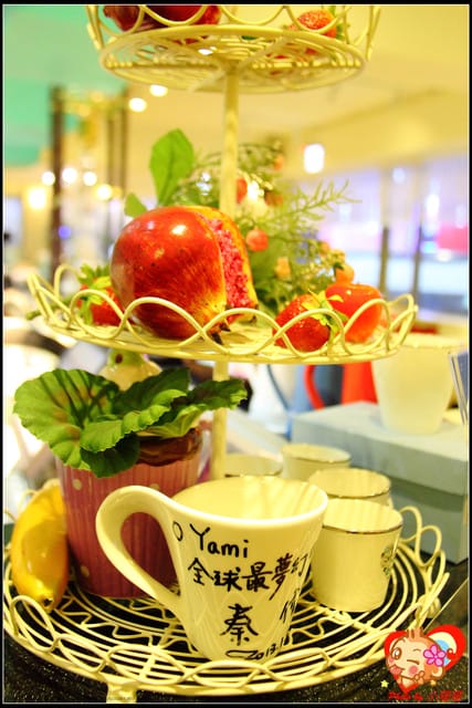 《廣宣—台北萬華》Oyami café～不小心踏入了白色夢幻森林！