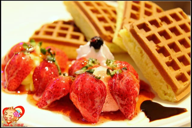 《廣宣—台北萬華》Oyami café～不小心踏入了白色夢幻森林！