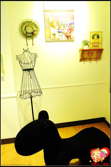 《廣宣—台北萬華》Oyami café～不小心踏入了白色夢幻森林！