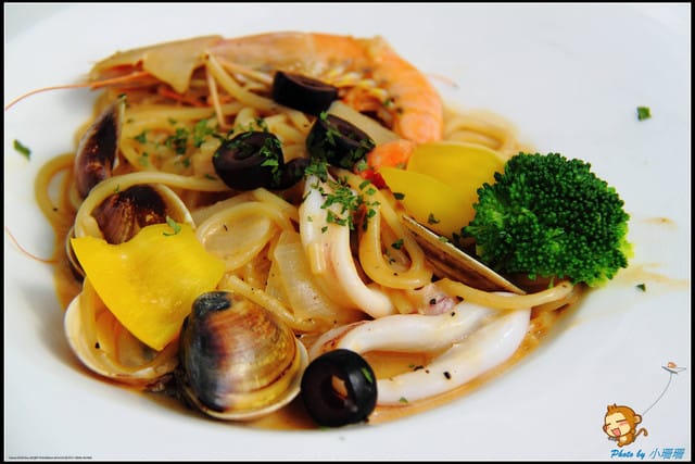 《遊記—彰化》菁芳園休閒農場～冬季限定落雨松！