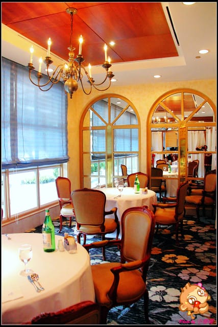 《廣宣—台北》歐華酒店地中海牛肋排館下午茶～精緻蛋糕吃到飽！