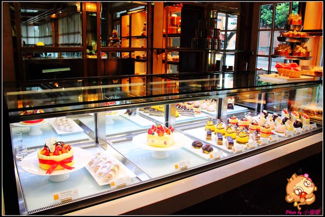 《廣宣—台北》歐華酒店地中海牛肋排館下午茶～精緻蛋糕吃到飽！