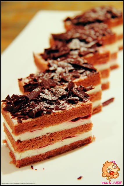 《廣宣—台北》歐華酒店地中海牛肋排館下午茶～精緻蛋糕吃到飽！