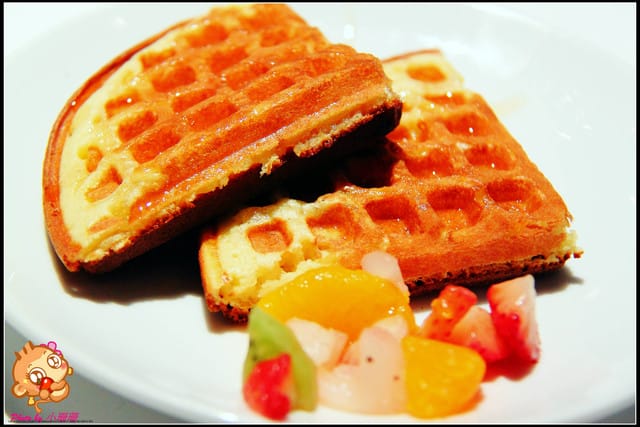 《廣宣—台北》歐華酒店地中海牛肋排館下午茶～精緻蛋糕吃到飽！