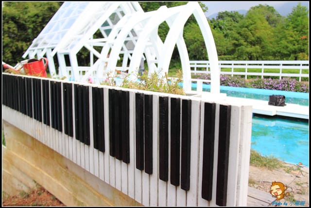 《遊記—新北淡水》大屯花卉農場～夢幻水上教堂