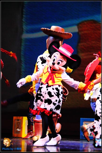 《遊記—香港自由行》香港迪士尼玩翻天（小珊珊攻略版）