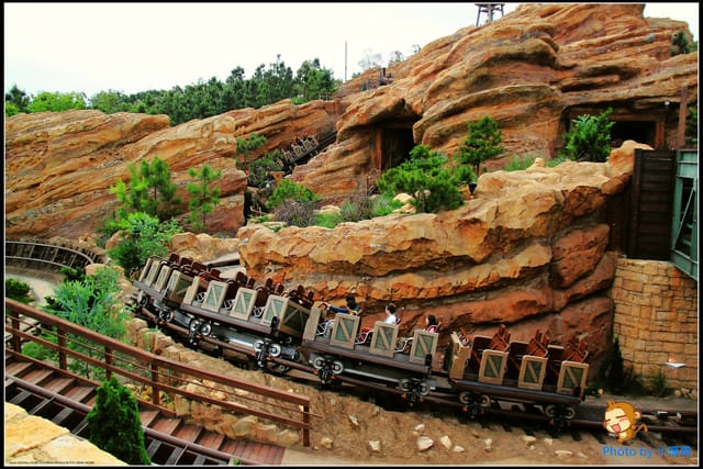 《遊記—香港自由行》香港迪士尼玩翻天（小珊珊攻略版）